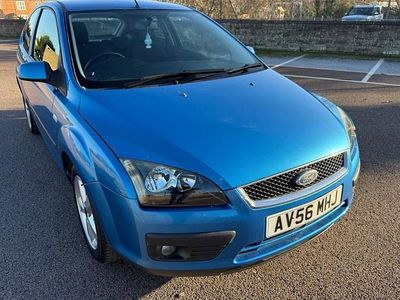 Blue Used 2006 Ford Focus Zetec Hatchback | £2,995 (A bit pricey)