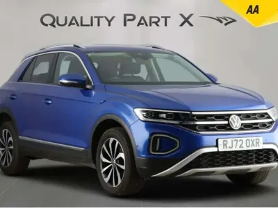Begagnad VW T-Roc Style 150 HK (110 kW) 2023 Blå SUV
