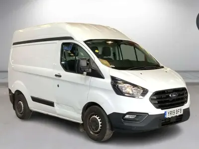 Used Ford Transit Custom 105 HP (77 kW) 2019 White Van