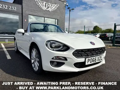 Used Fiat 124 Spider Lusso Plus 2016 White Cabriolet