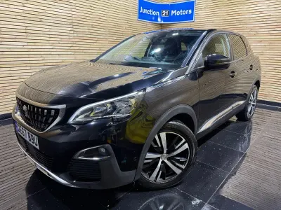 Second-hand Peugeot 3008 Allure 120 CP (88 kW) 2017 Negru Hatchback