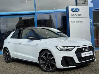 Używany Audi A1 Black Edition 2022 Biały SUV