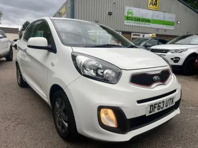 Used Kia Picanto 68 HP (50 kW) 2014 White Hatchback