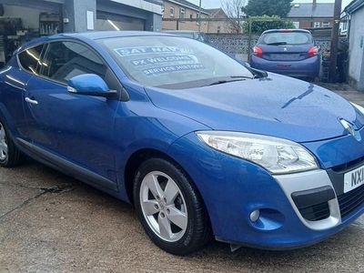 Used 2011 Renault Mégane III Dynamique Coupe | £2,695 (Fair price)