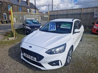 Used Ford Focus ST-Line 120 HP (88 kW) 2021 White Estate