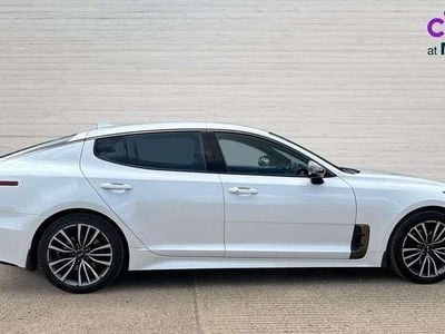 Used Kia Stinger GT-Line 197 HP (144 kW) 2018 White Hatchback
