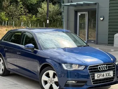 Used Audi A3 Sport 140 HP (102 kW) 2014 Blue Hatchback