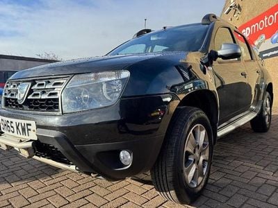 Used Dacia Duster Lauréate 110 HP (80 kW) 2015 Black SUV