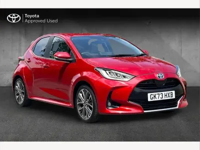 Used Toyota Yaris 116 HP (85 kW) 2023 Red Hatchback