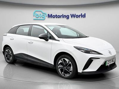 Used MG MG4 EV SE 319 kW (435 HP) 2023 White Hatchback