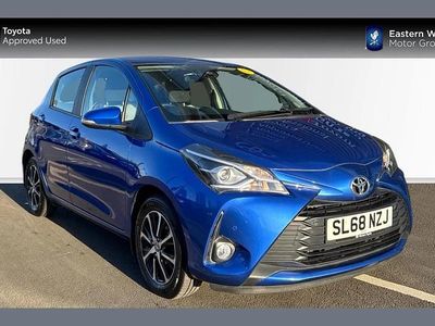 Used Toyota Yaris 109 HP (80 kW) 2018 Blue Hatchback