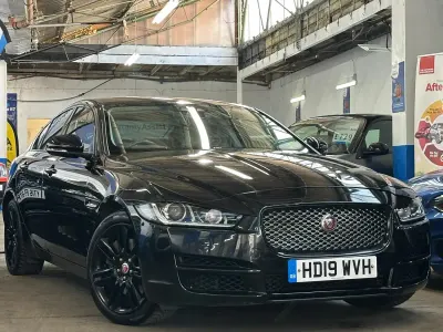 Used Jaguar XE Ingenium 200 HP (147 kW) 2019 Black Sedan