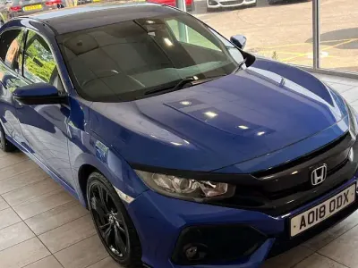 Begagnad Honda Civic SR 129 HK (94 kW) 2018 Halvkombi