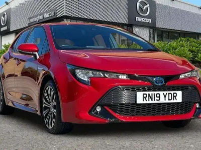 Second-hand Toyota Corolla Design 122 CP (89 kW) 2022 Hatchback
