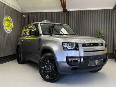 Used Land Rover Defender HSE 300 HP (220 kW) 2023 Grey SUV