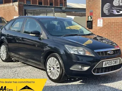 Used Ford Focus Titanium 2009 Black Hatchback