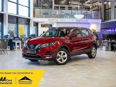 Used Nissan Qashqai Acenta Premium 115 HP (84 kW) 2018 Red SUV
