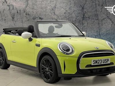 Used Mini Cooper Exclusive 134 HP (98 kW) 2023 Yellow Hatchback