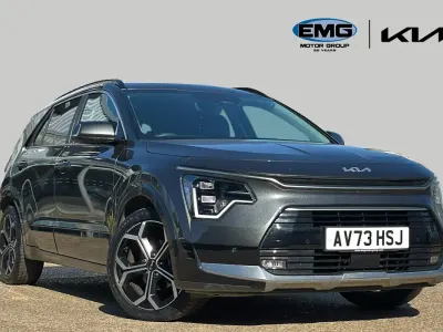 Gebraucht Kia Niro 139 PS (102 kW) 2023 Grau SUV