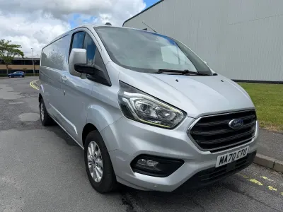 Used Ford Transit Custom Limited 130 HP (95 kW) 2020 Silver Van