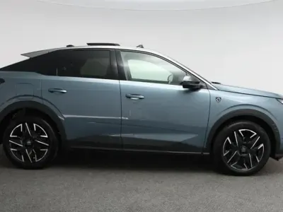 Used Peugeot 3008 GTi 134 HP (98 kW) 2025 Blue SUV
