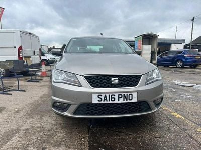 Used Seat Toledo Ecomotive 115 HP (84 kW) 2016 Beige Hatchback