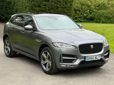 Używany Jaguar F-Pace R-Sport 180 KM (132 kW) 2017 Szary SUV