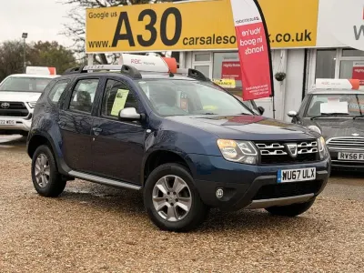 Usado Dacia Duster Lauréate 2017 Azul SUV