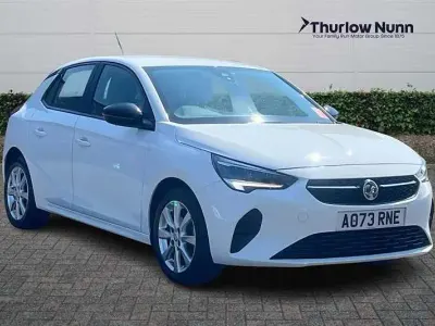 Używany Vauxhall Corsa Design Edition 75 KM (55 kW) 2023 Biały Hatchback