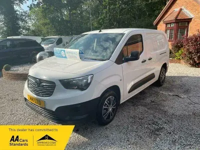 Used Vauxhall Combo Edition 2019 White MPV