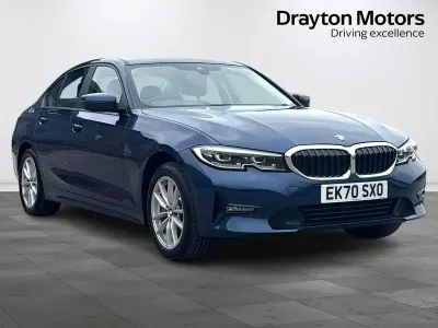 Begagnad BMW 330e Comfort Edition 292 HK (214 kW) 2020 Blå Sedan