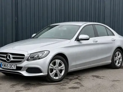 Usado Mercedes C200 SE 184 HP (135 kW) 2016 Prateado Sedan