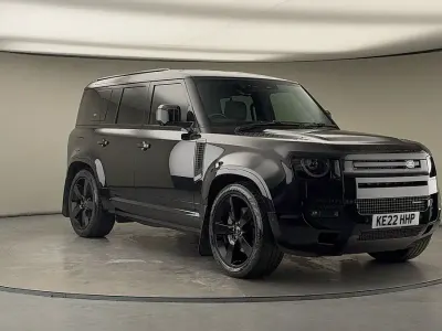 Used Land Rover Defender HSE Dynamic 300 HP (220 kW) 2022 Santorini black SUV