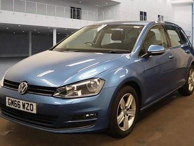 Used VW Golf VII Edition 125 HP (91 kW) 2017 Blue Hatchback