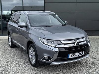 Used Mitsubishi Outlander 147 HP (108 kW) 2016 Grey SUV