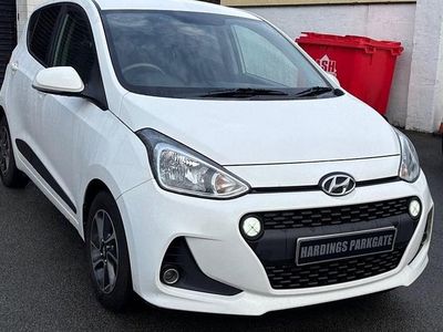 White Used 2017 Hyundai i10 Premium Hatchback | £6,295 (Fair price)