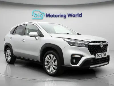 Używany Suzuki SX4 S-Cross 115 KM (84 kW) 2023 Srebrny SUV