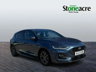 Usado Ford Focus ST-Line 155 HP (114 kW) 2023 Azul Citadino