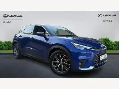 Used Lexus LBX 136 HP (100 kW) 2024 Blue/black SUV