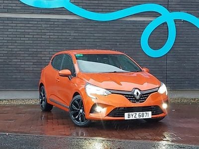 Orange Used 2022 Renault Clio V SE Hatchback | £13,998 (Fair price)