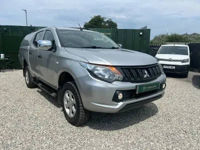 Used Mitsubishi L200 2016 Silver Pickup