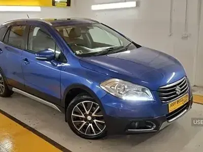 Usado Suzuki SX4 S-Cross SZ5 120 CV (88 kW) 2014 Azul Utilitario