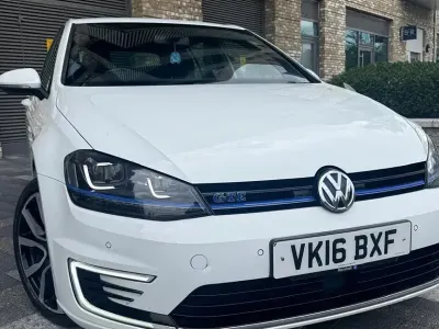 Usado VW Golf VII GTE 204 HP (150 kW) 2016 Branco Citadino