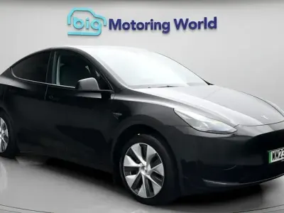 Used Tesla Model Y Standard Range 219 kW (299 HP) 2023 Black SUV