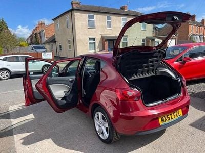 Usado Seat Ibiza SE 85 HP (62 kW) 2012 Vermelho Citadino