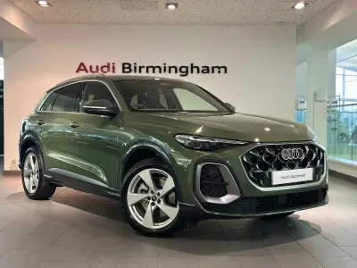 Used Audi Q5 S-Line 204 HP (150 kW) 2025 District green, metallic SUV