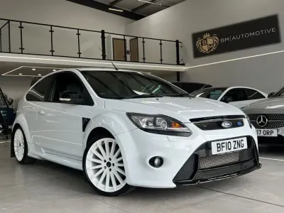 Used Ford Focus RS 301 HP (221 kW) 2010 White Hatchback