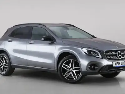 Used Mercedes GLA180 Urban 122 HP (89 kW) 2019 Grey SUV