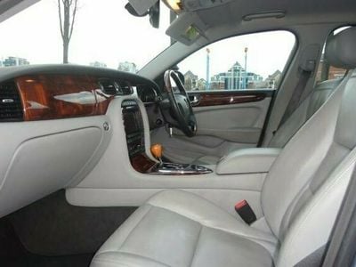 Used Jaguar XJ6 240 HP (176 kW) 2005 Sedan