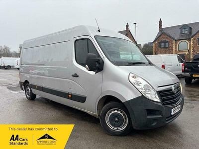 Second-hand Vauxhall Movano 130 CP (95 kW) 2019 Argintiu Monovolum